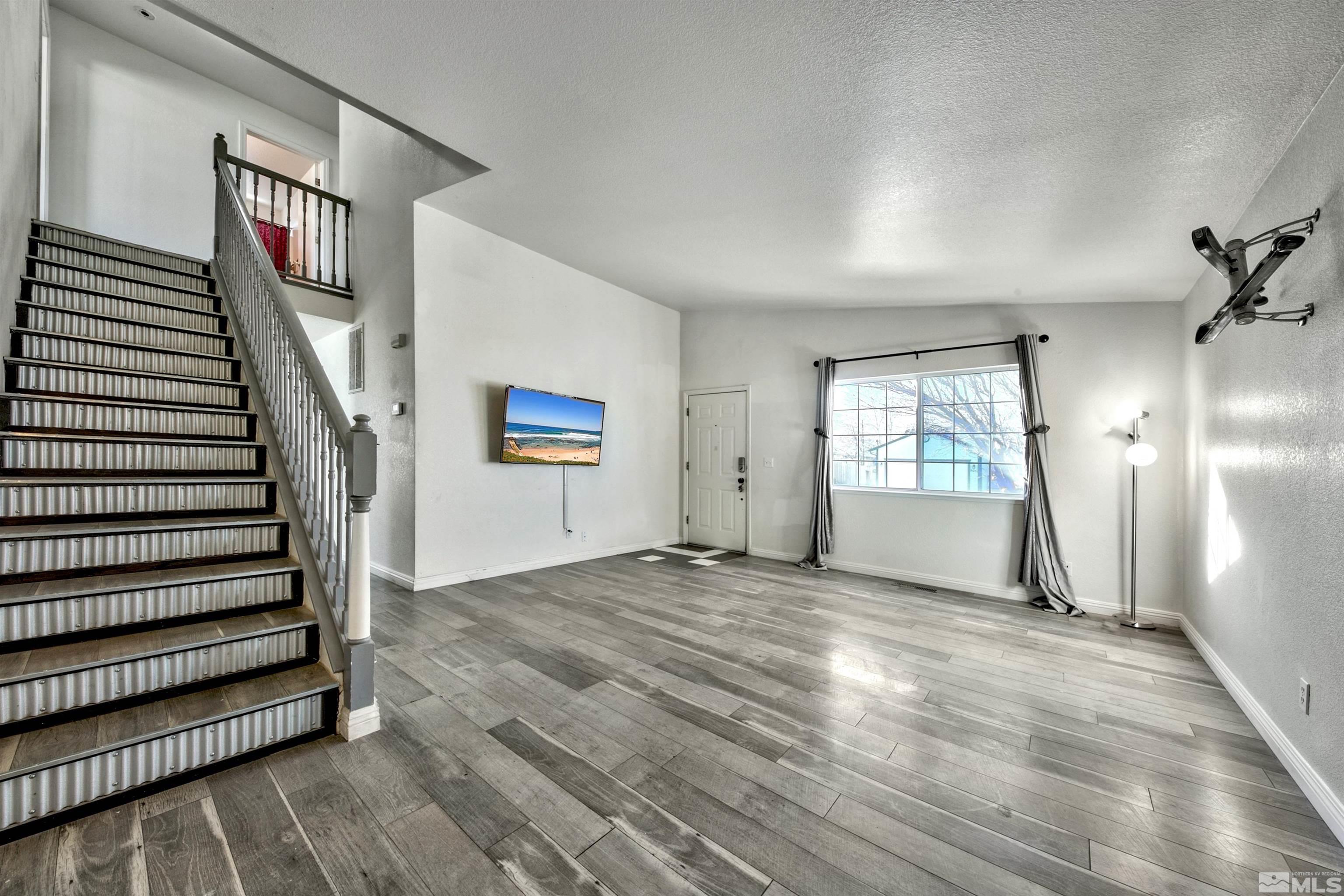 8654 Piper Place Reno, NV 89506 - Photo 9 of 22 Photo 9