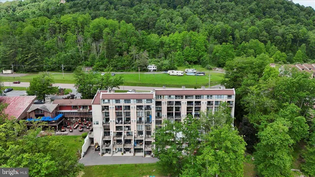 $289,900 | 20160 Garrett Highway, Unit H708, Oakland, MD 21550