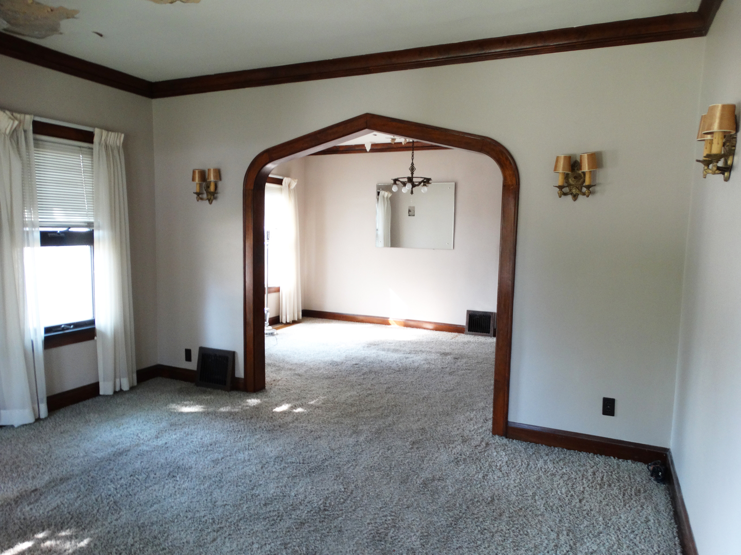 1023 Garfield Street Lockport, IL 60441 - Photo 4 of 14 a view of empty room with windows