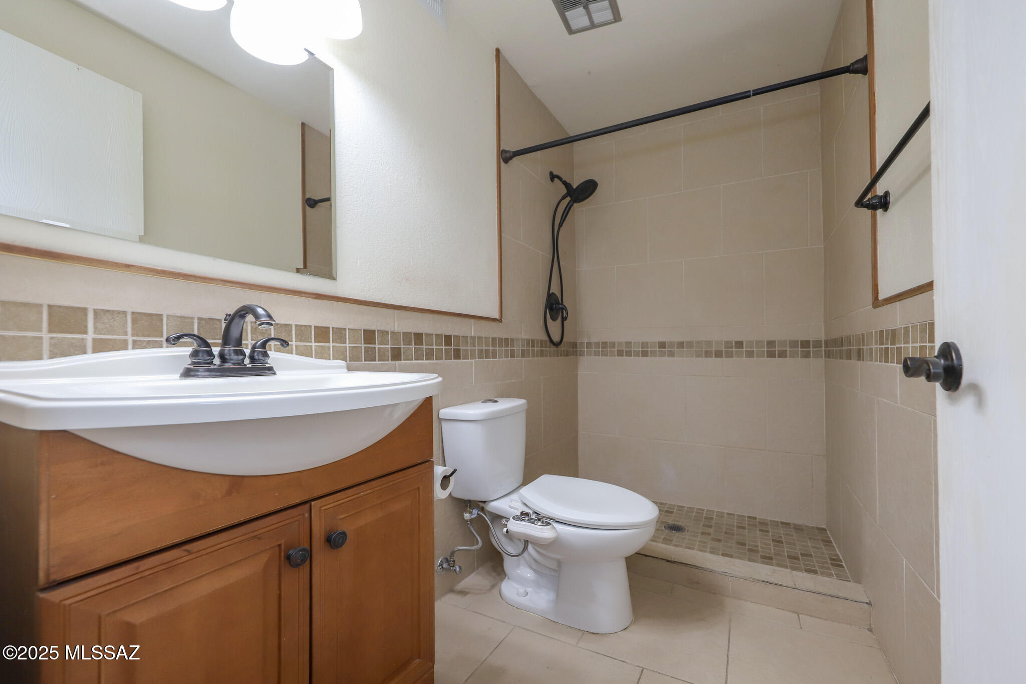 640 South Pantano Road, Unit C Tucson, AZ 85710 - Photo 13 of 22 Gallery Image 13