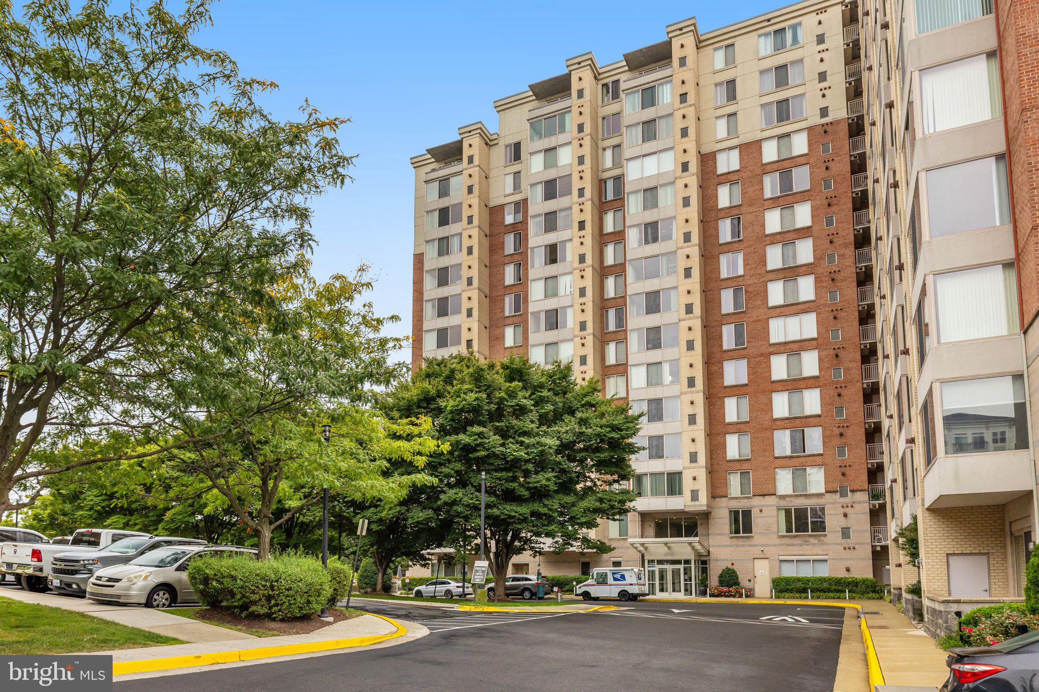 2726 Gallows Road, Unit 417 Vienna, VA 22180 - Photo 2 of 44 Front Exterior