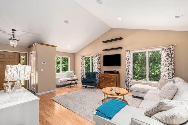 $599,000 | 9500 Annie Lane, Grant, MI 49327