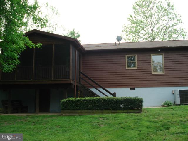 6803 Redground Road Fredericksburg, VA 22407 - Photo 9 of 14 Exterior (Rear)