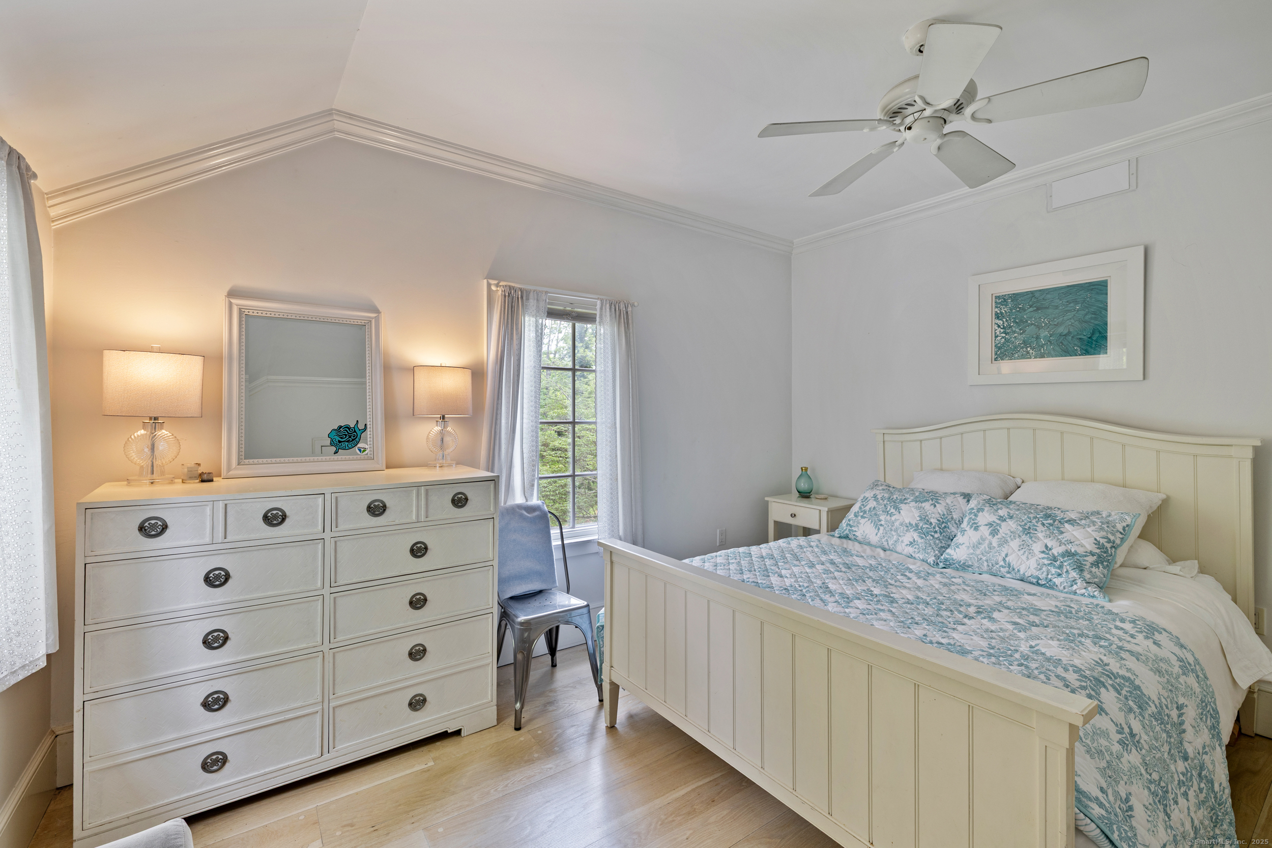 467 Laurel Road New Canaan, CT 06840 - Photo 20 of 32 Gallery Image 20