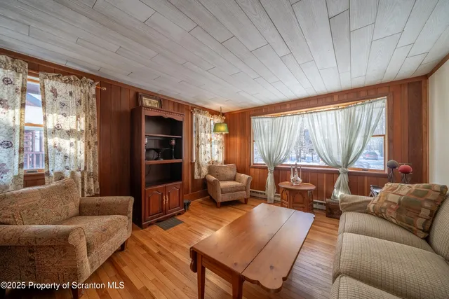 $275,000 | 3908 Navaho Lane, Lake Ariel, PA 18436