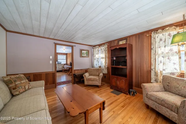 $275,000 | 3908 Navaho Lane, Lake Ariel, PA 18436