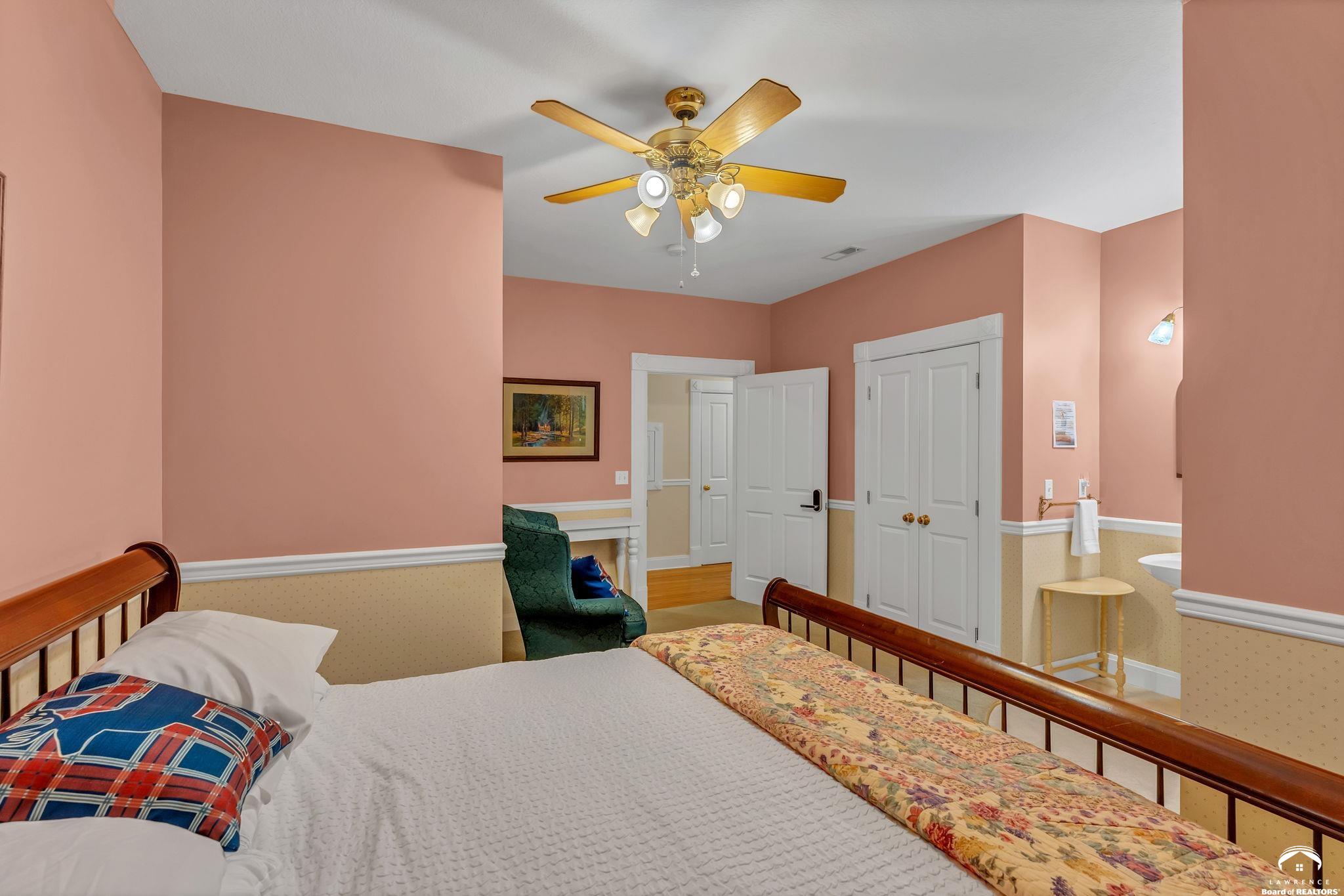 1431 North 1900th Road Lawrence, KS 66044 - Photo 35 of 95