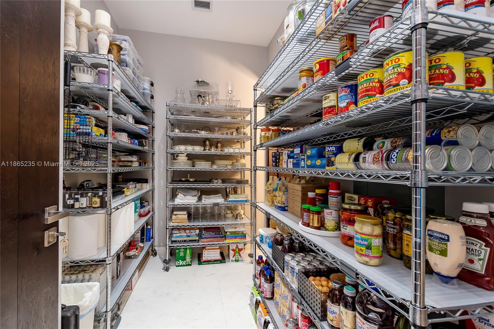 2669 South Bayshore Drive, Unit PH1N Coconut Grove, FL 33133 - Photo 25 of 39