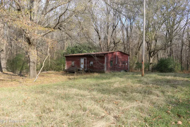 $146,000 | 452 Bell Road, Coldwater, MS 38618