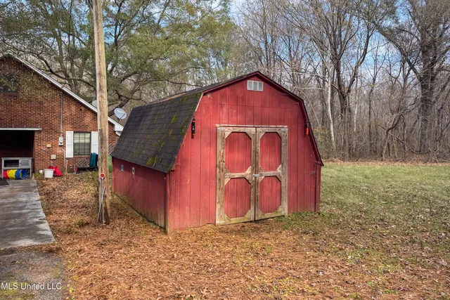 $146,000 | 452 Bell Road, Coldwater, MS 38618