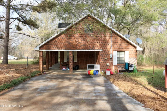 $146,000 | 452 Bell Road, Coldwater, MS 38618