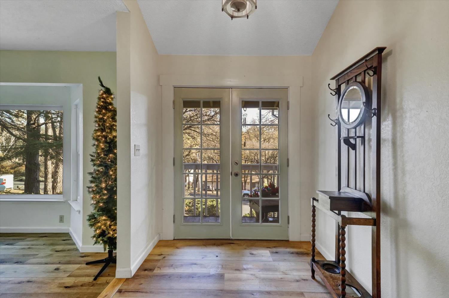 23126 Foothill Road Auburn, CA 95602 - Photo 4 of 63