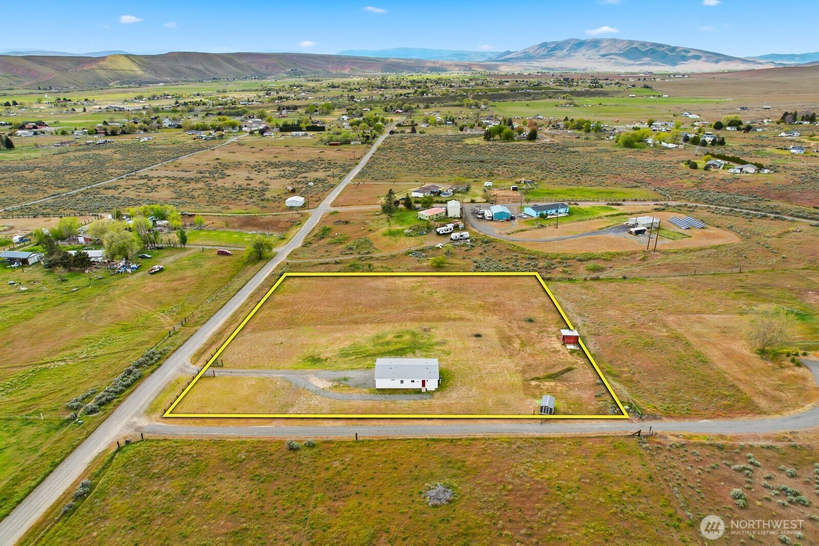 671 Hull Road Selah, WA 98942 - Photo 30 of 31 Gallery Image 30