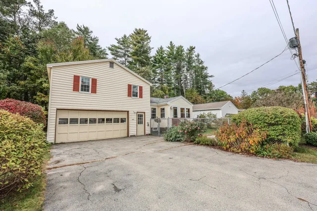 $382,000 | 6 Lawrence St Extension, Concord, NH 03301