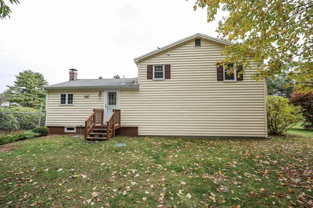 $382,000 | 6 Lawrence St Extension, Concord, NH 03301