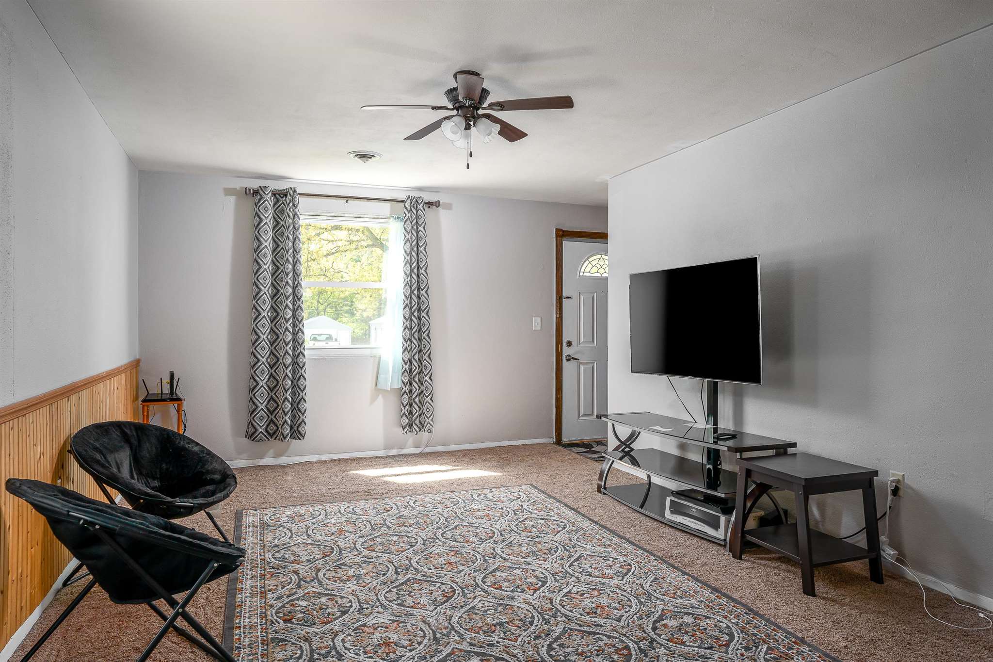 1126 39th Street Moline, IL 61265 - Photo 3 of 16 Gallery Image 3