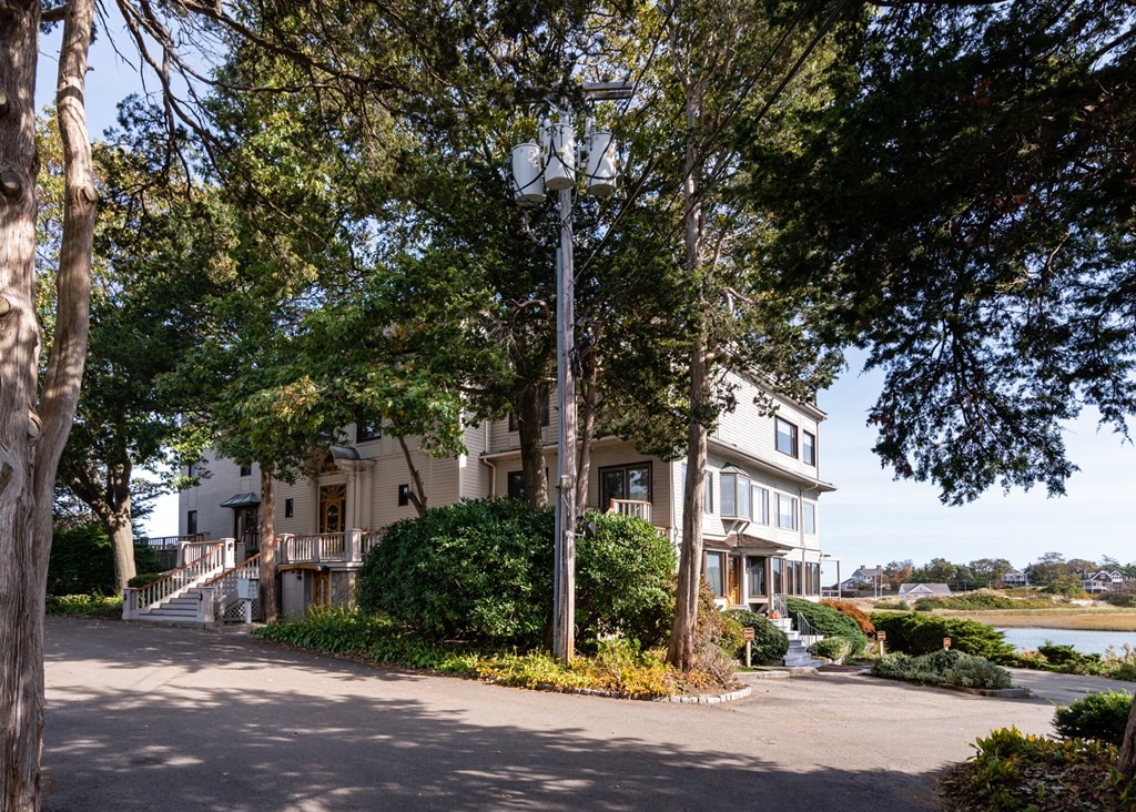 131 Nichols Road, Unit 4 Cohasset, MA 02025 - Photo 22 of 27 Gallery Image 22