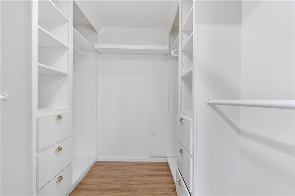 808 Valbrook Court Southwest Lilburn, GA 30047 - Photo 16 of 36