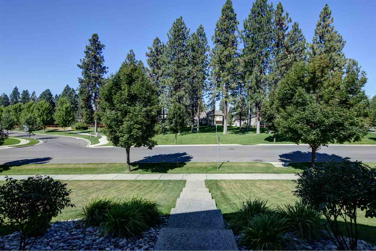 8812 North Barnes Road Spokane, WA 99208 - Photo 3 of 20 Gallery Image 3