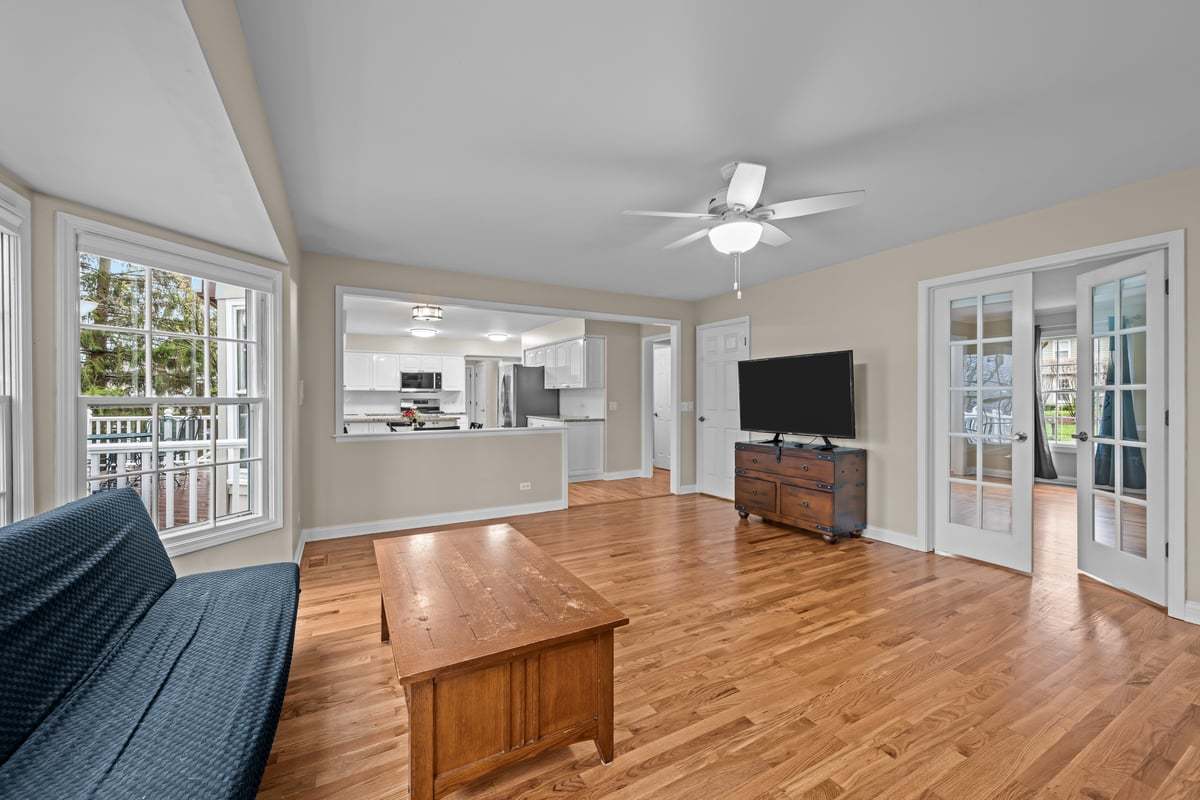 1002 Shimer Court Naperville, IL 60565 - Photo 14 of 35