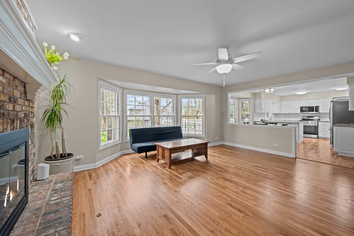 1002 Shimer Court Naperville, IL 60565 - Photo 15 of 35