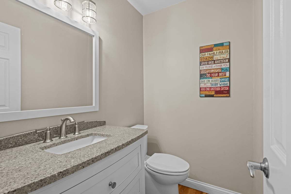 1002 Shimer Court Naperville, IL 60565 - Photo 18 of 35