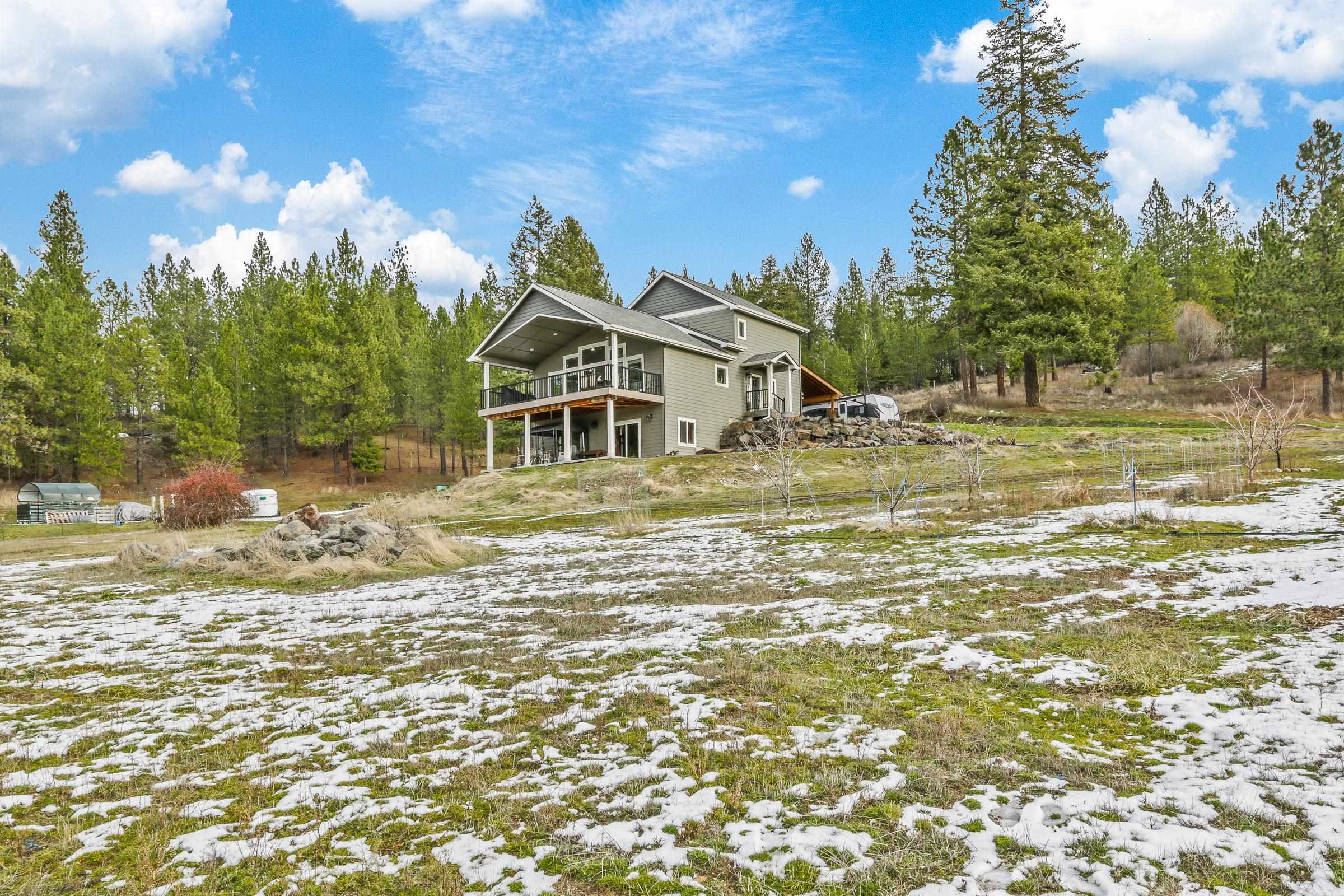 12611 East Big Meadows Road Chattaroy, WA 99003 - Photo 1 of 38