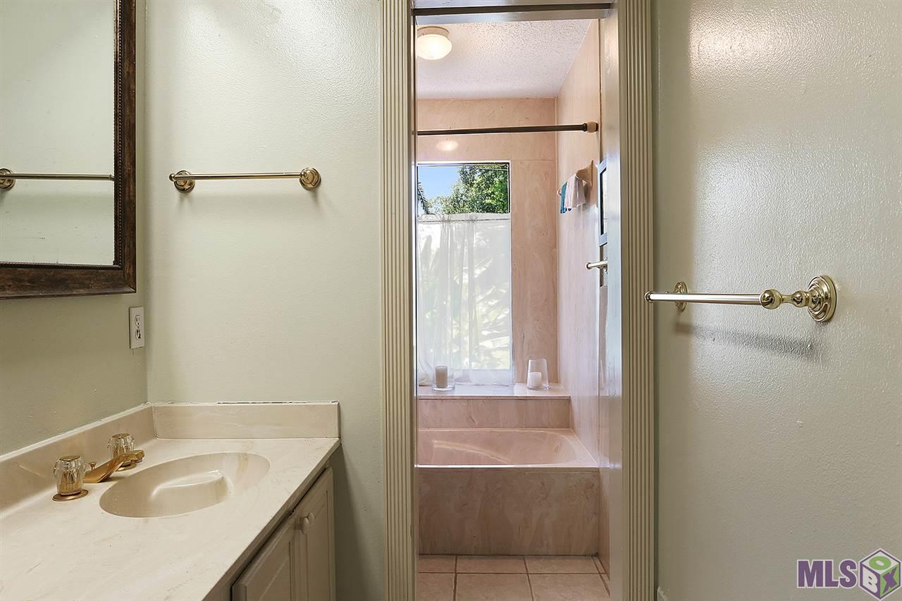 4772 Drusilla Drive Baton Rouge, LA 70809 - Photo 9 of 10