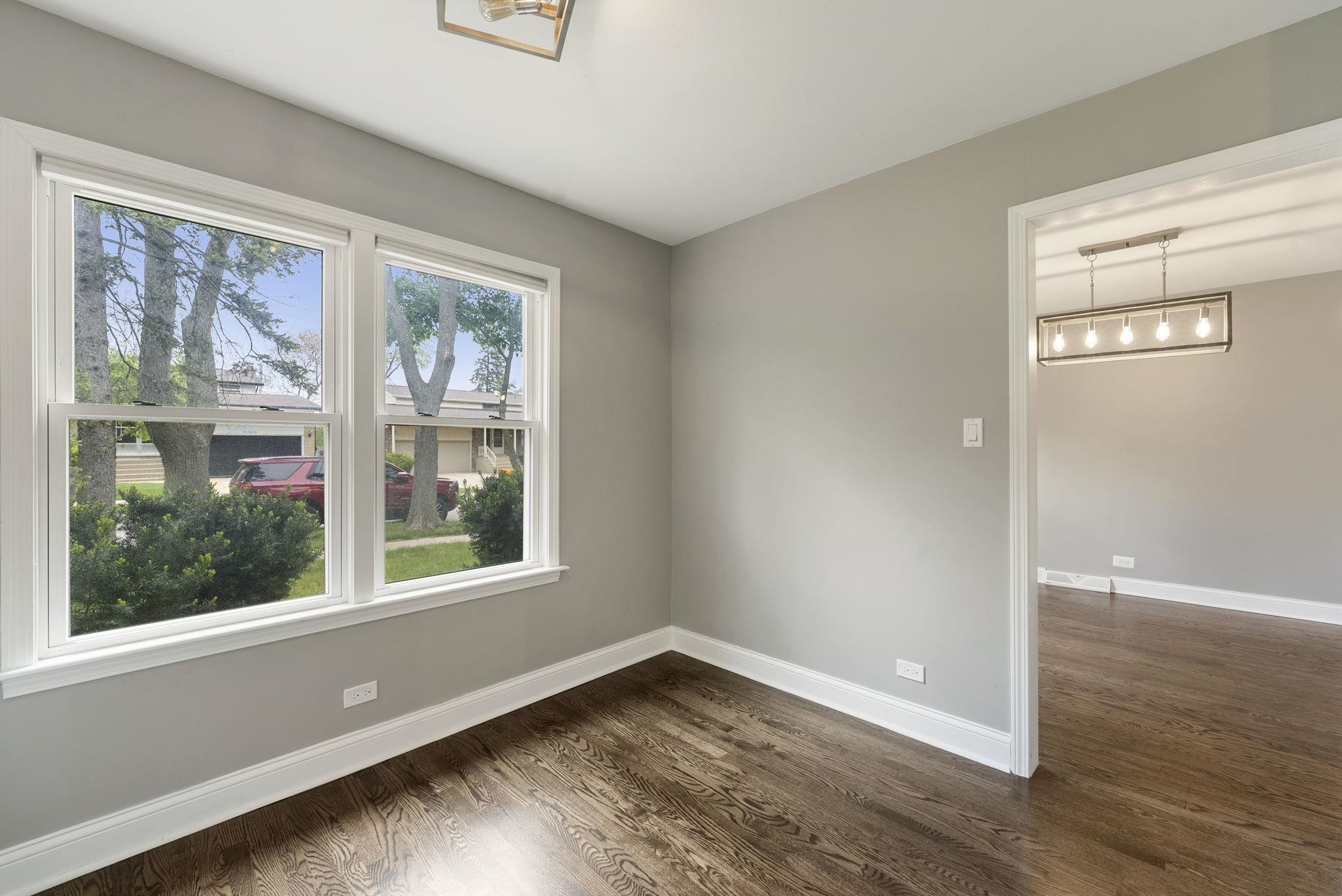 666 Barberry Road Highland Park, IL 60035 - Photo 17 of 35