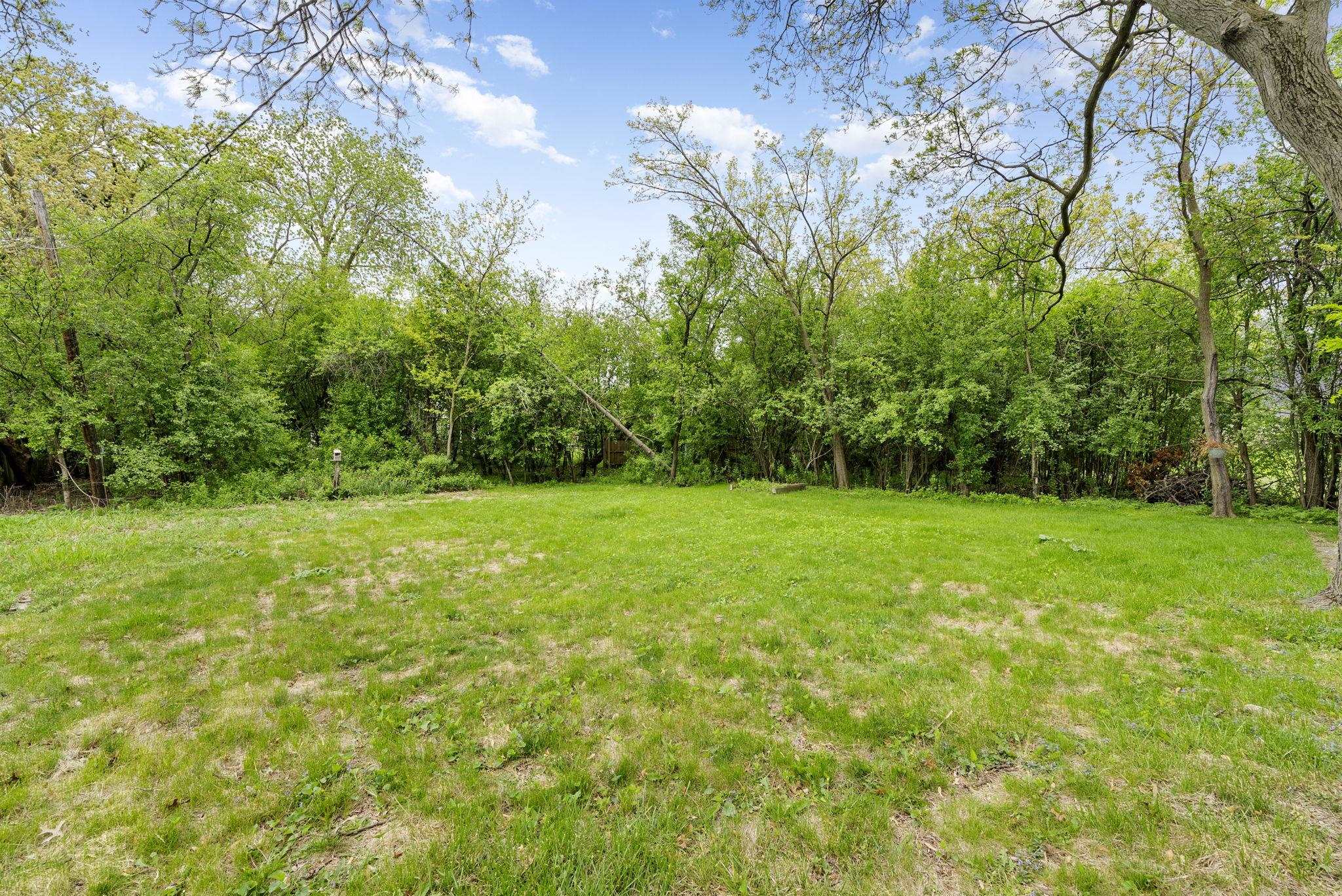 666 Barberry Road Highland Park, IL 60035 - Photo 5 of 35