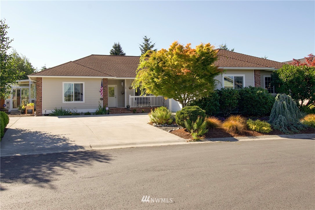 160 Choice Loop Sequim, WA 98382 - Photo 1 of 39