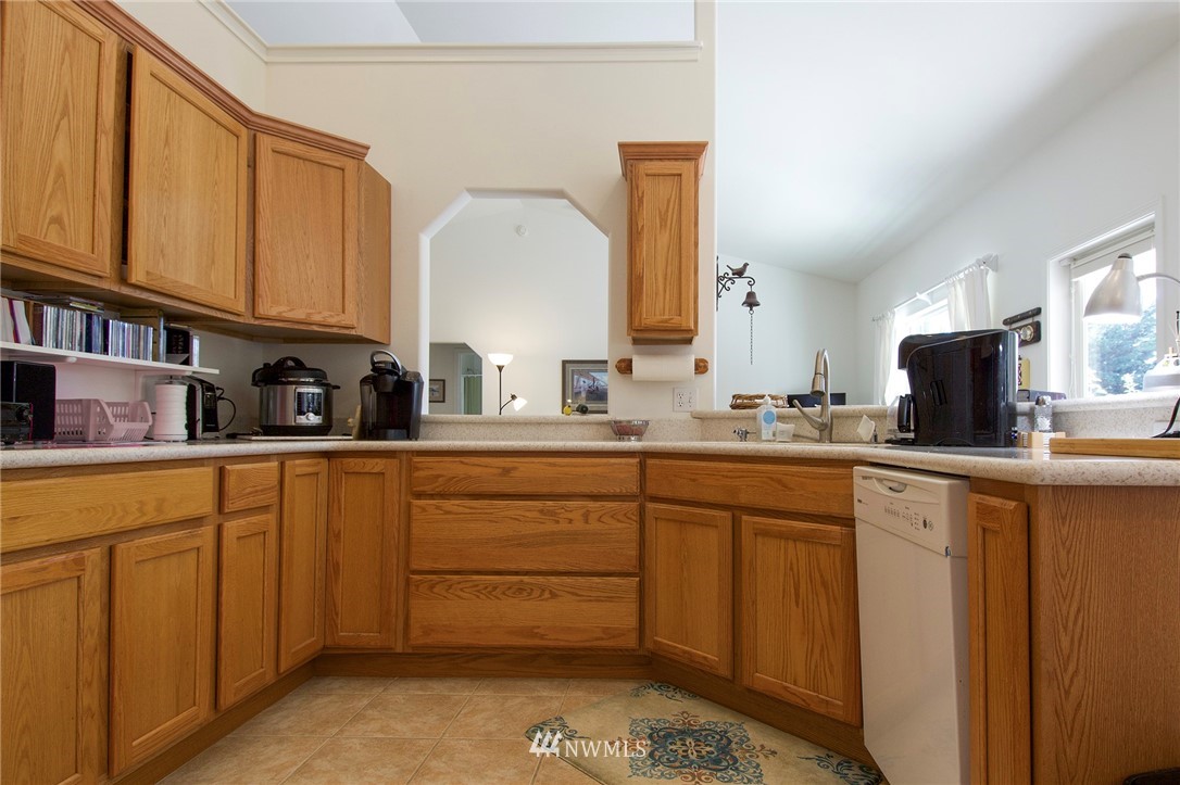 160 Choice Loop Sequim, WA 98382 - Photo 12 of 39