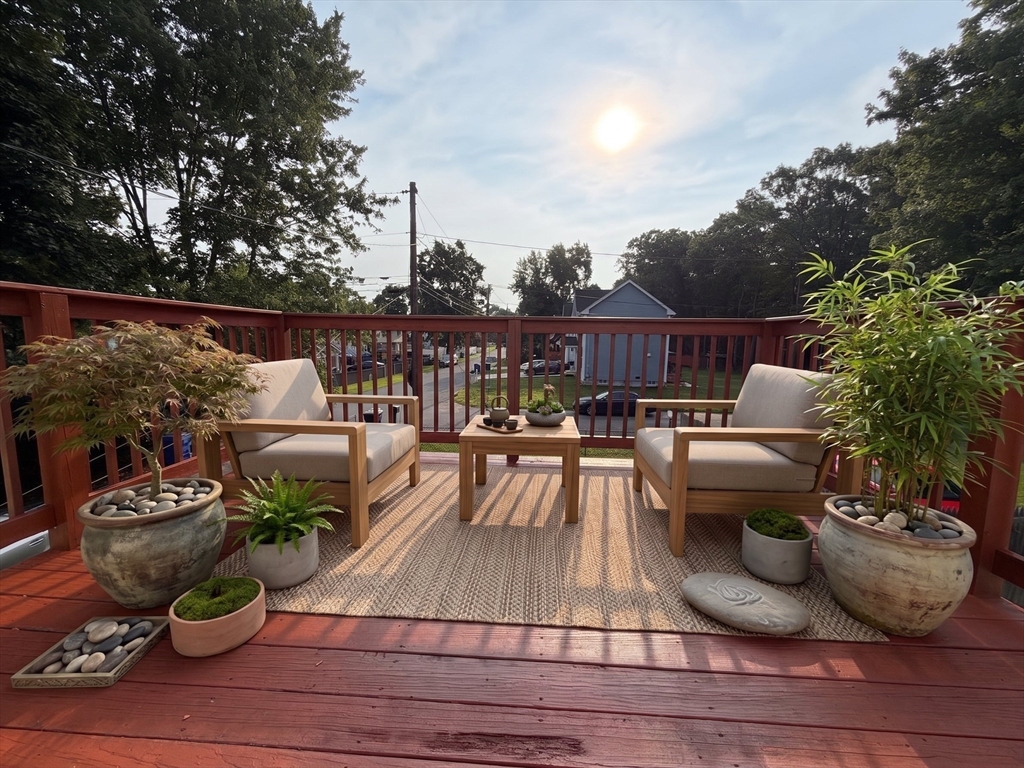 128 Newfield Road Springfield, MA 01119 - Photo 19 of 22 Gallery Image 19