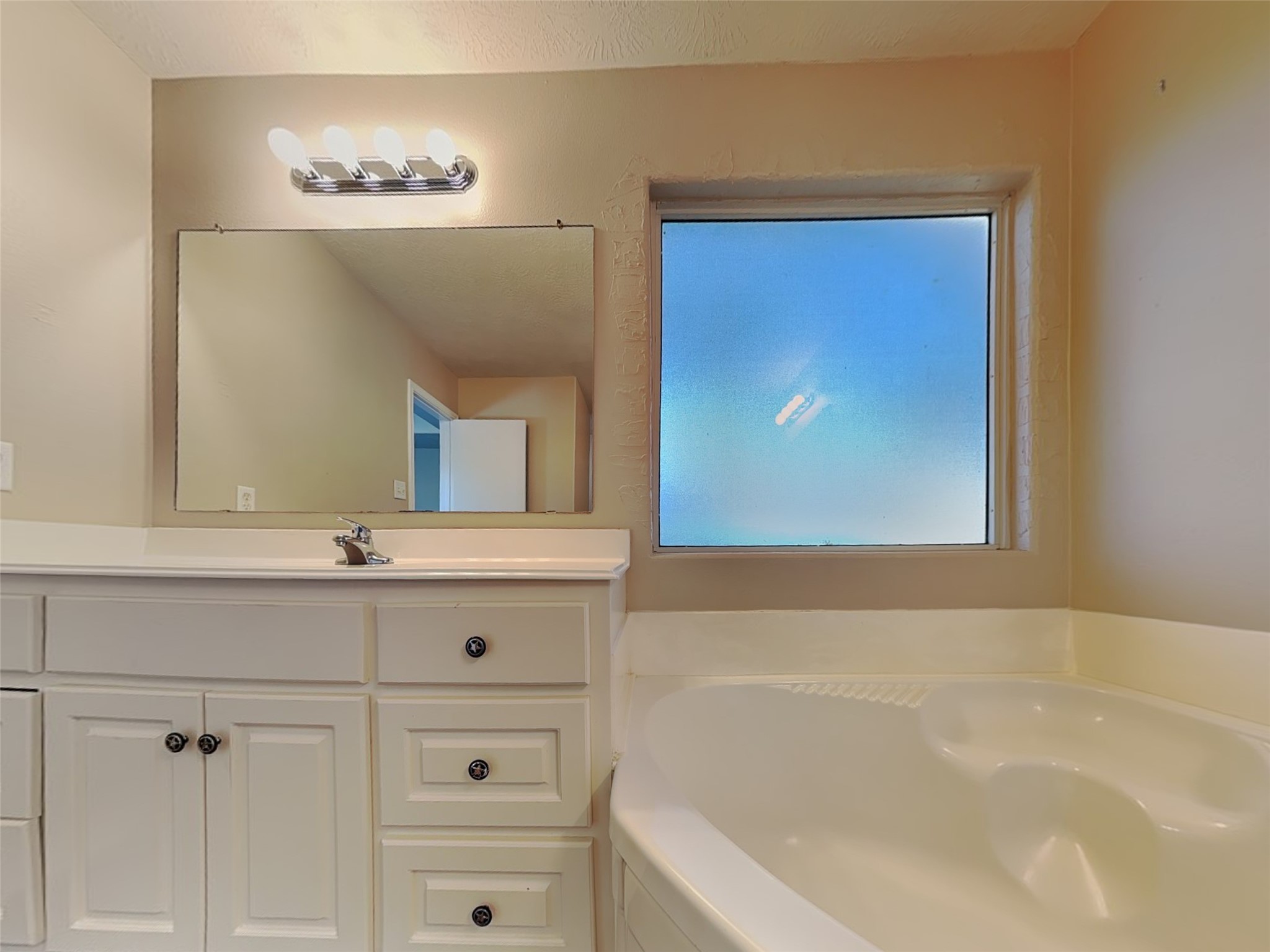 16372 River Fall Court Conroe, TX 77302 - Photo 11 of 16