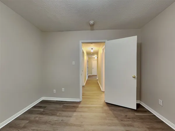 $1,745 | 16372 River Fall Court, Conroe, TX 77302