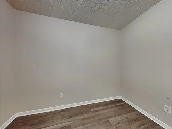 $1,745 | 16372 River Fall Court, Conroe, TX 77302