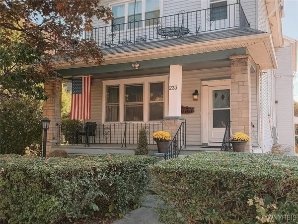 $1,350 | 233 Pennsylvania Street, Unit 1, Buffalo, NY 14201