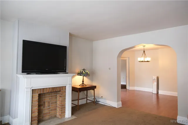 $1,350 | 233 Pennsylvania Street, Unit 1, Buffalo, NY 14201