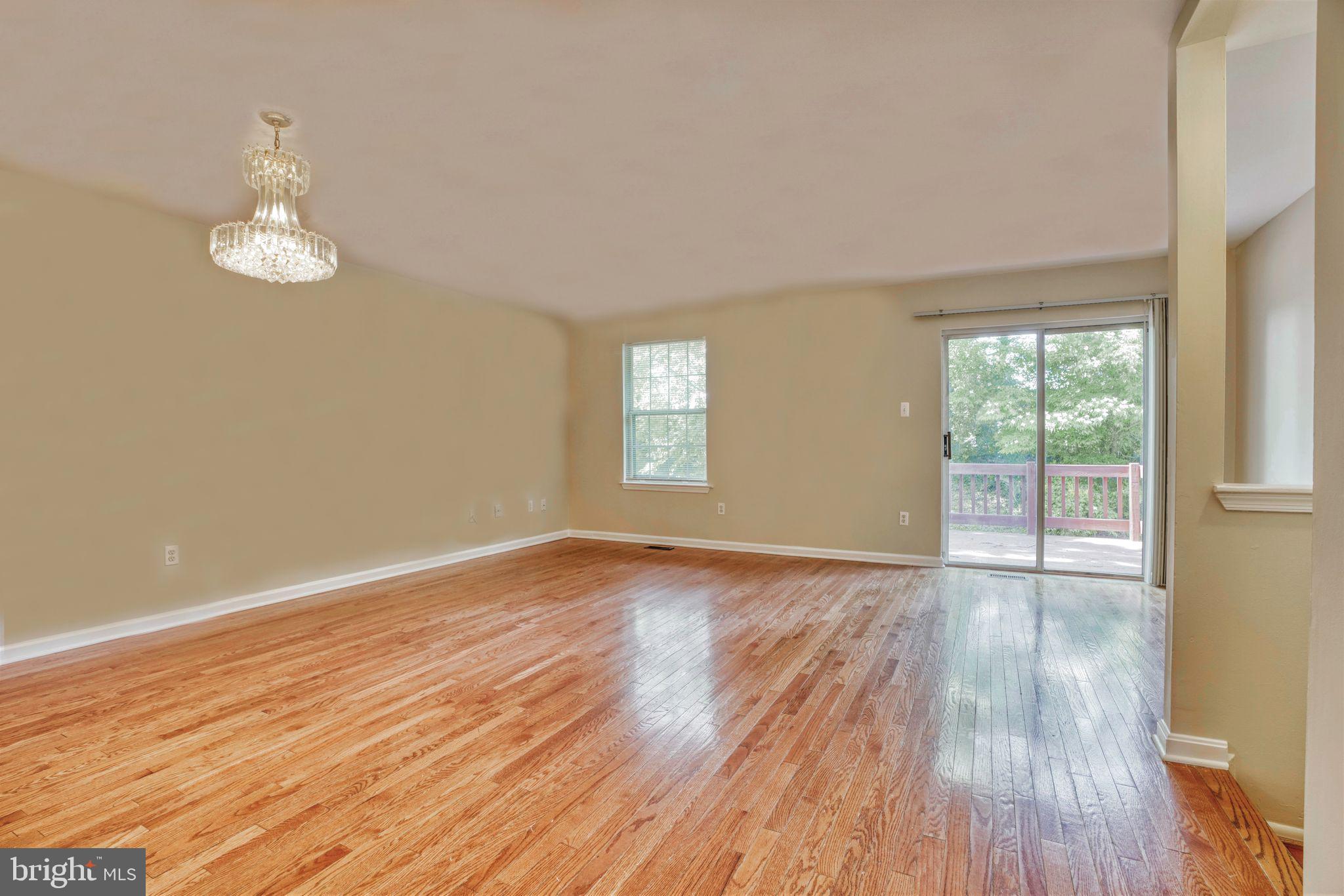 14 Macconnachy Square Baltimore, MD 21207 - Photo 11 of 40