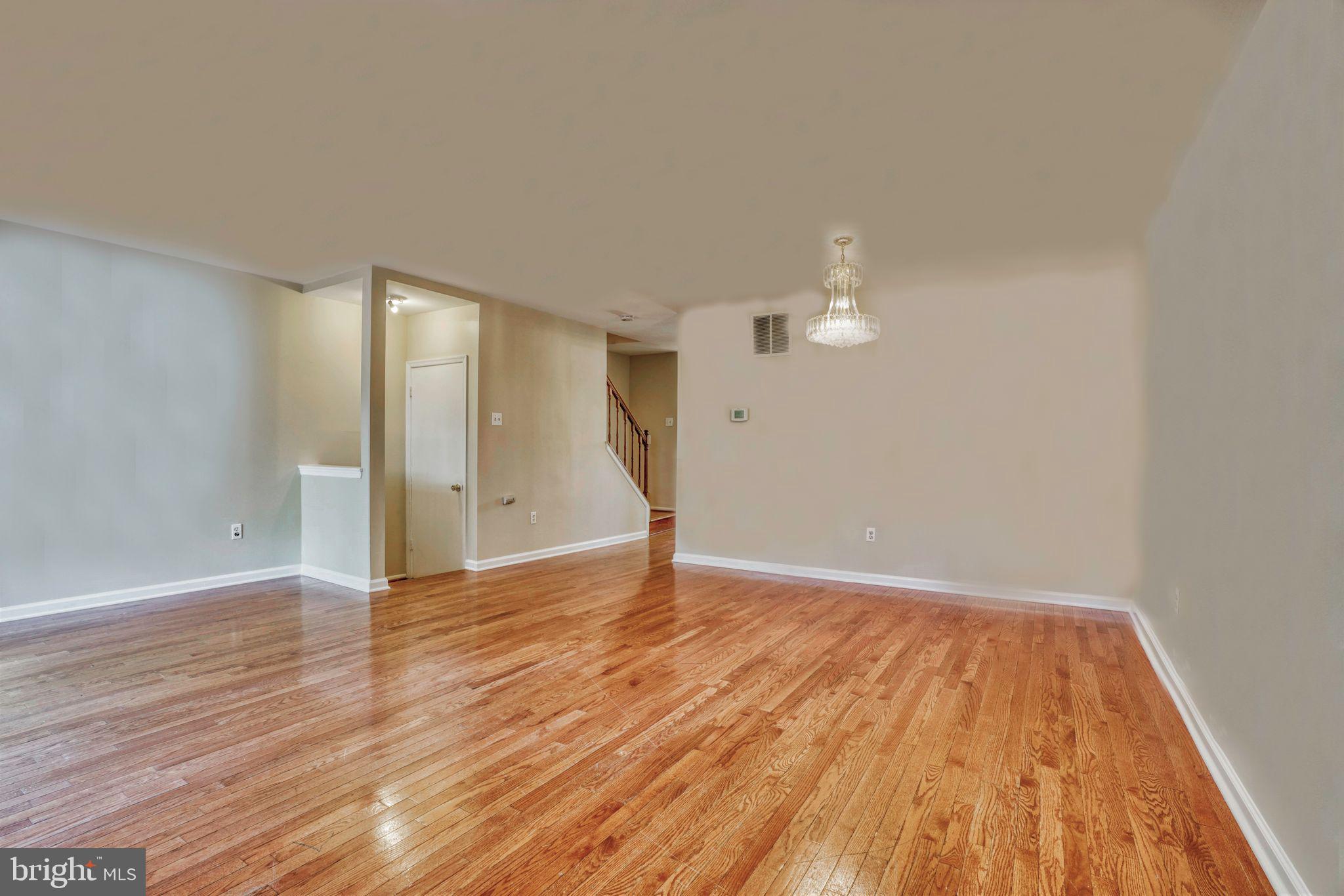 14 Macconnachy Square Baltimore, MD 21207 - Photo 13 of 40