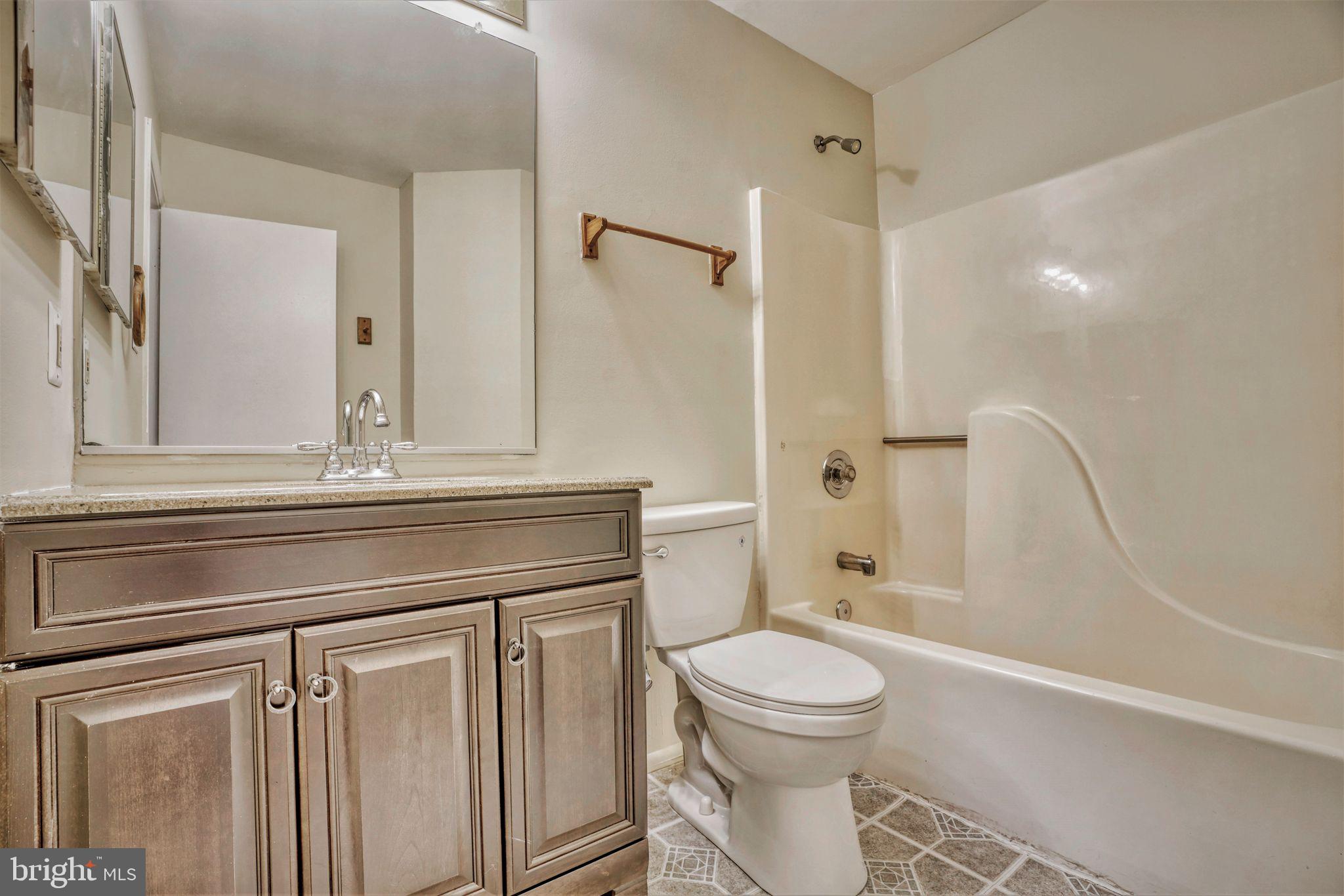 14 Macconnachy Square Baltimore, MD 21207 - Photo 23 of 40