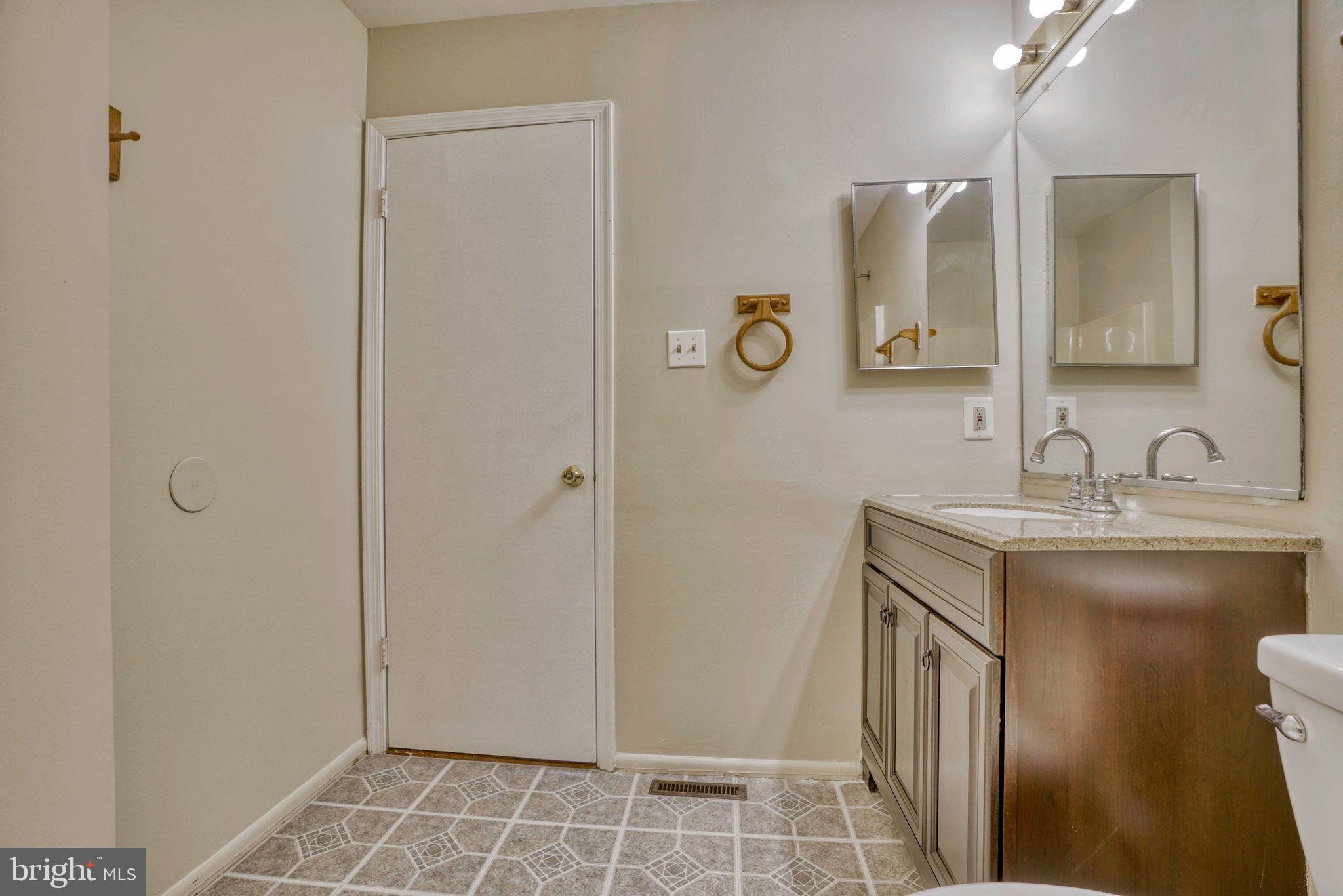 14 Macconnachy Square Baltimore, MD 21207 - Photo 24 of 40