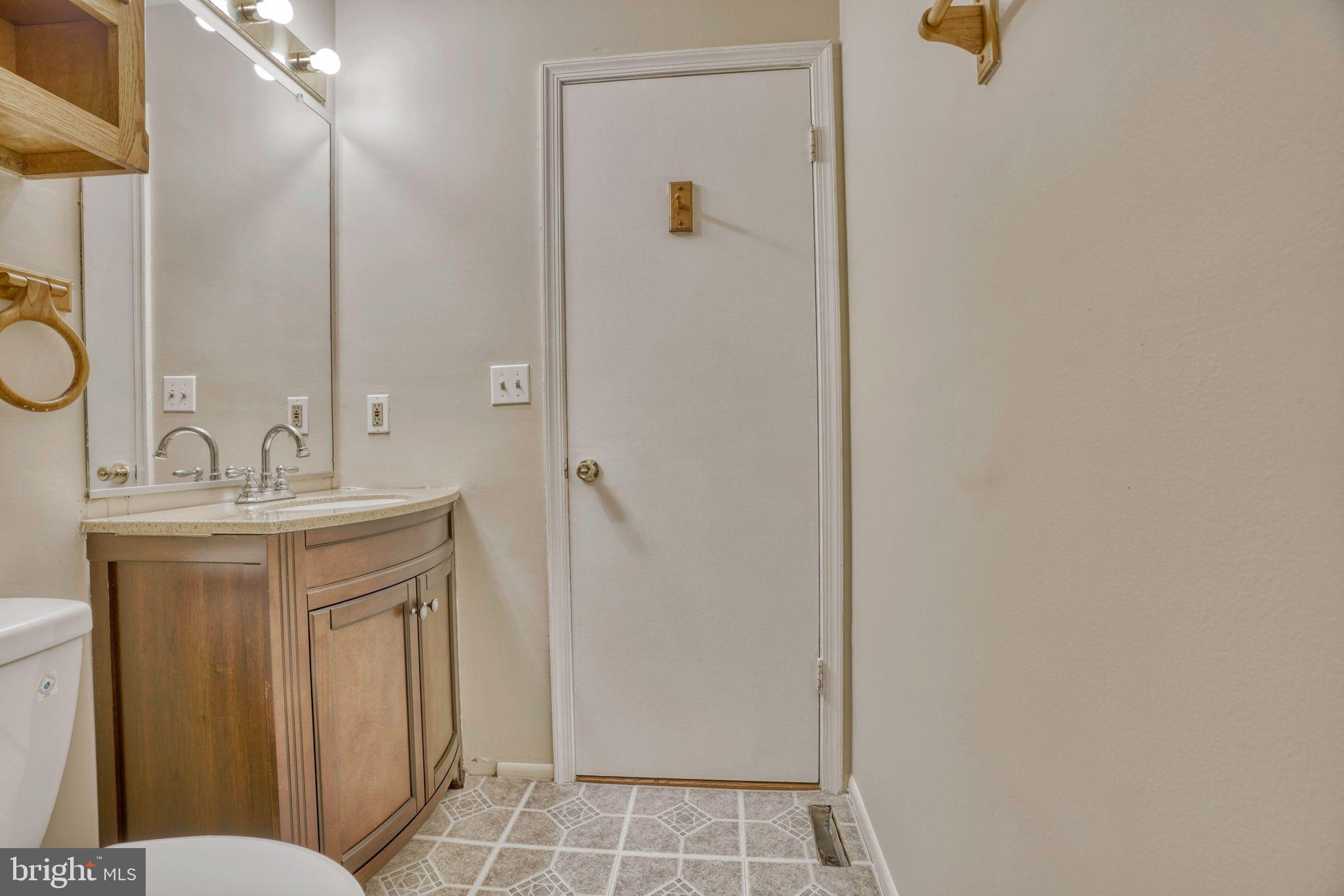 14 Macconnachy Square Baltimore, MD 21207 - Photo 32 of 40