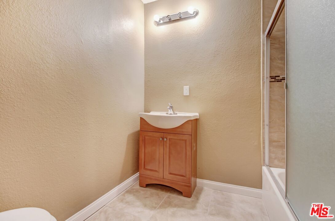6085 Chadbourne Avenue Riverside, CA 92505 - Photo 12 of 13