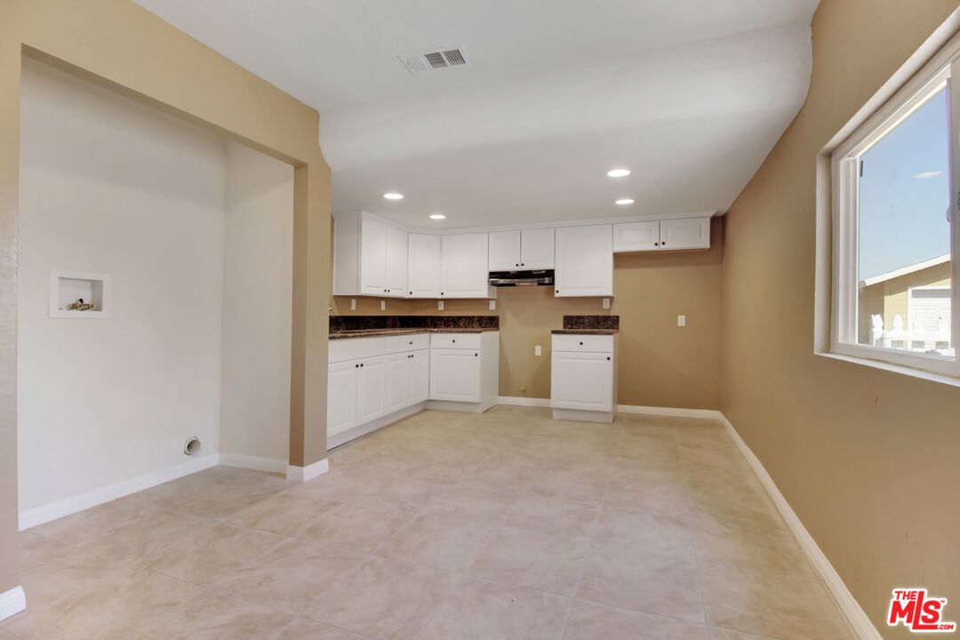 6085 Chadbourne Avenue Riverside, CA 92505 - Photo 6 of 13