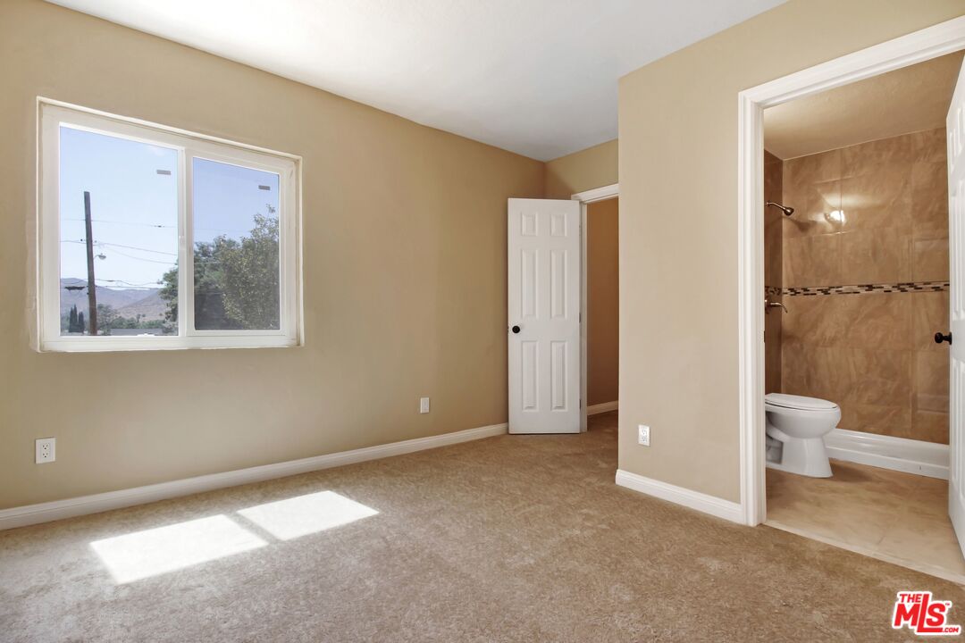 6085 Chadbourne Avenue Riverside, CA 92505 - Photo 8 of 13
