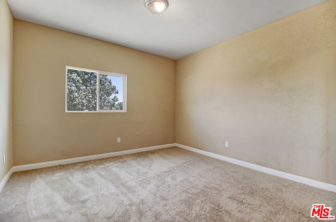 6085 Chadbourne Avenue Riverside, CA 92505 - Photo 9 of 13