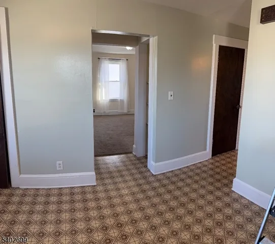 $2,350 | 87 East Somerset Street, Unit 2, Raritan, NJ 08869