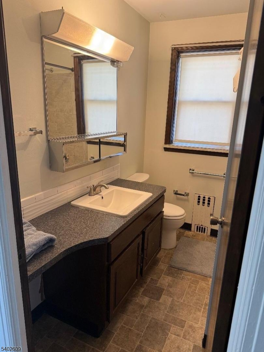 87 East Somerset Street, Unit 2 Raritan, NJ 08869 - Photo 6 of 11