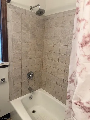 $2,350 | 87 East Somerset Street, Unit 2, Raritan, NJ 08869